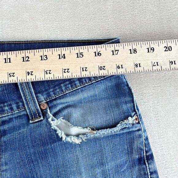 Levi's Jeans Mens 34x30 Blue 506 Irregular Distressed Washed Denim (tag 36x34) - Picture 7 of 10